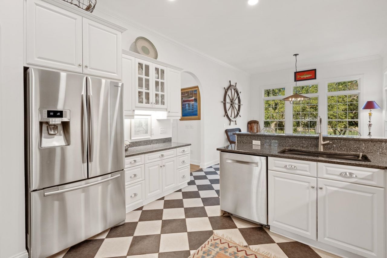 54 Brandon Way  Photo 14