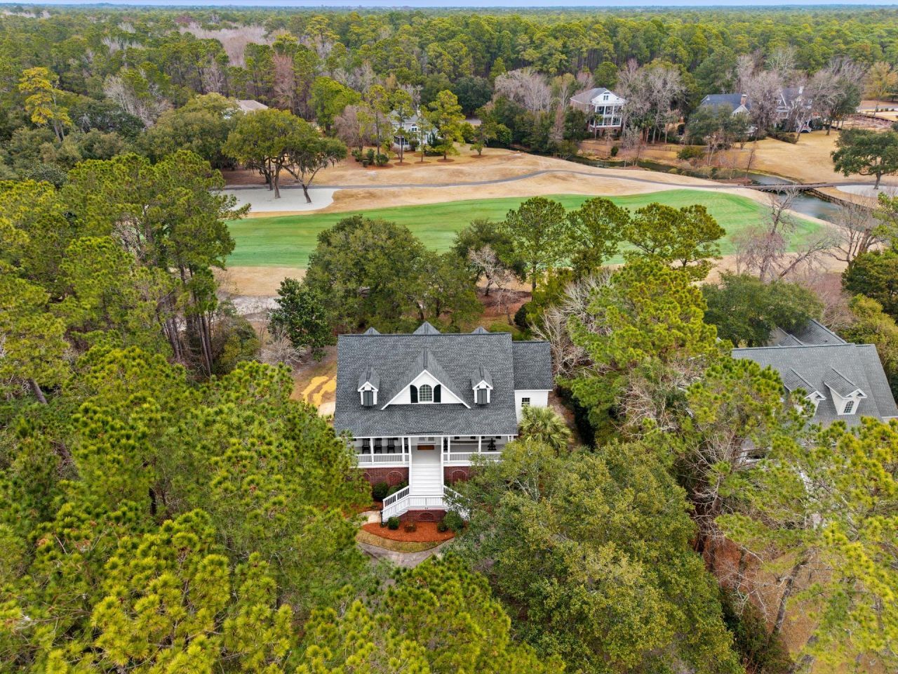 54 Brandon Way  Photo 2