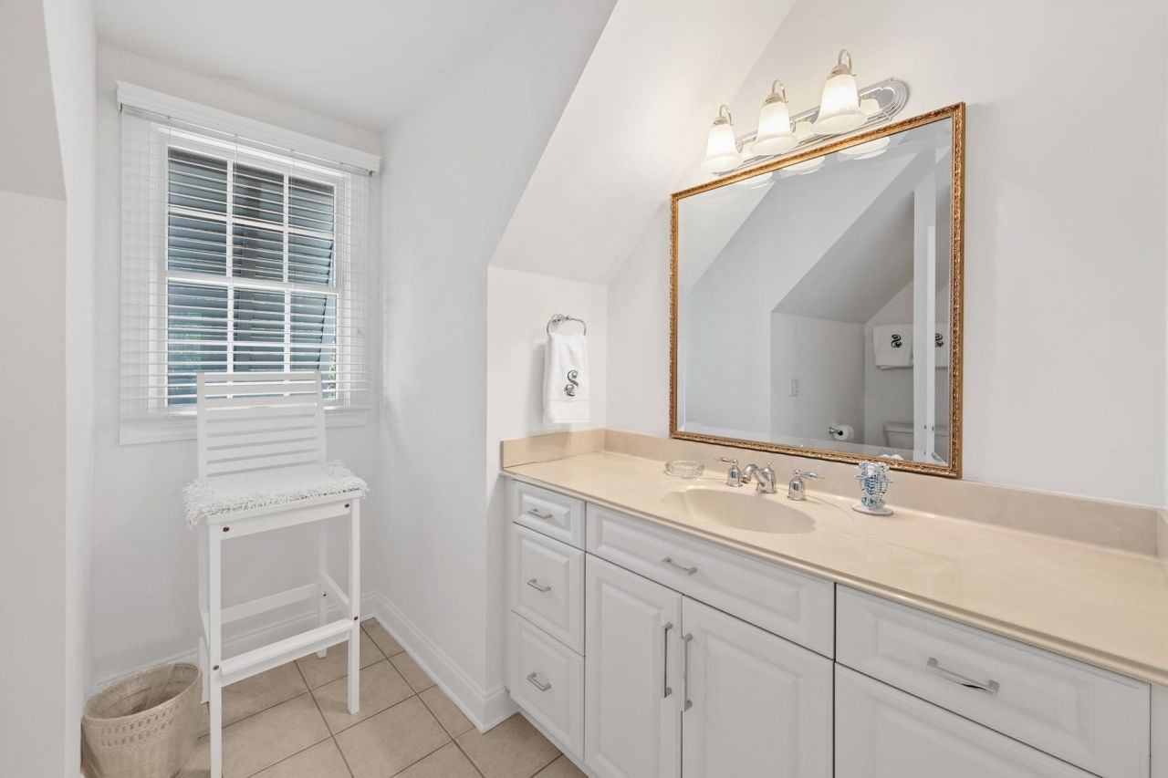 54 Brandon Way  Photo 25