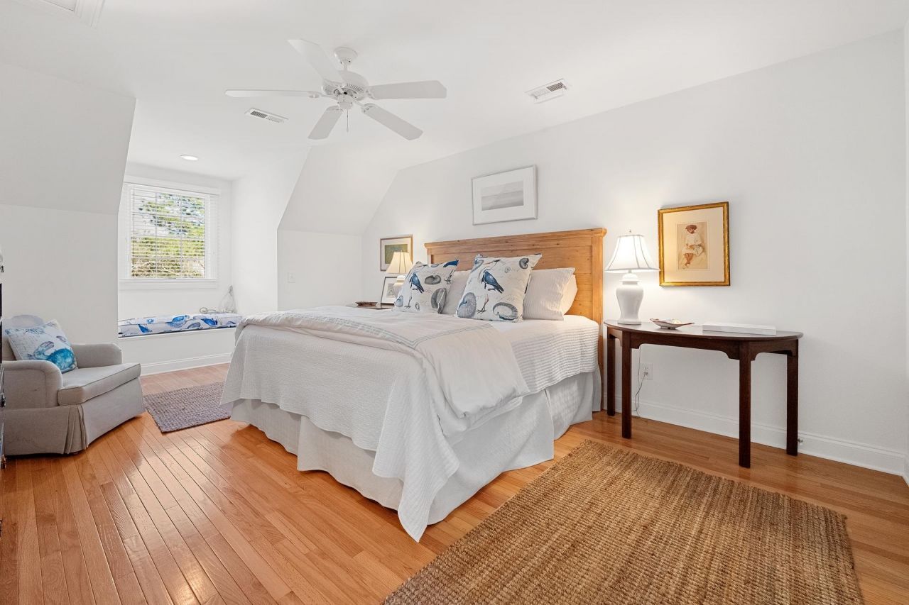 54 Brandon Way  Photo 26