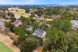 54 Brandon Way  photo 4