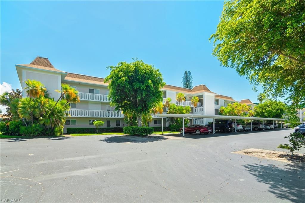 3100 Binnacle Dr , Unit 104, Naples, FL 34103 Photo