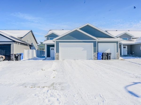 7330 26th Street S, Fargo, ND 58104