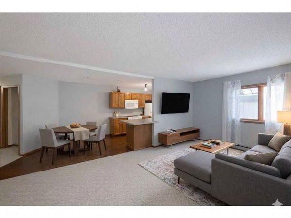 210 Sargent Drive, Unit 103, Red Wing, MN 55066