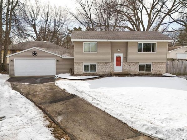 7998 E River Road, Fridley, MN 55432