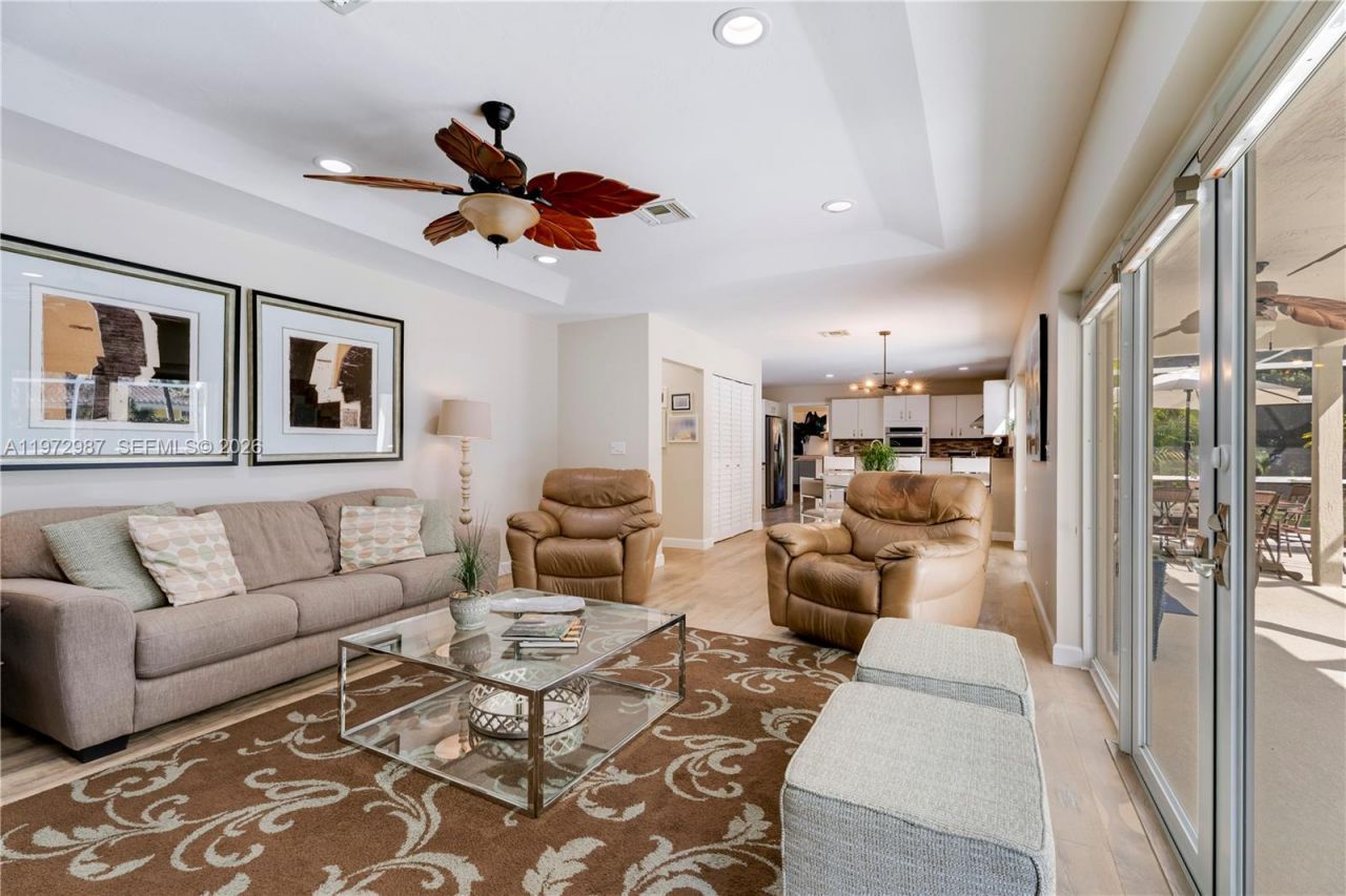 16085 SW 84th Pl , Palmetto Bay, FL 33157 Photo