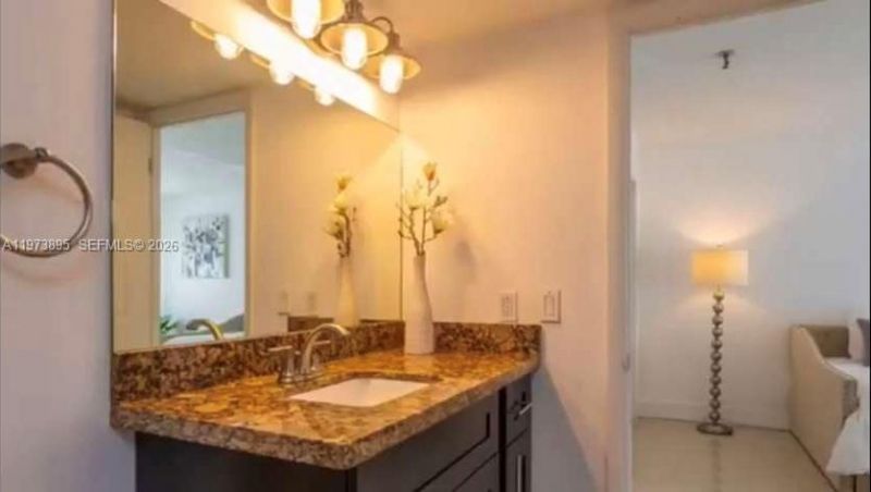 671 NE 195th St, Unit 227-E, Miami, FL 33179 Photo