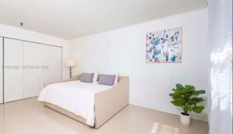 671 NE 195th St, Unit 227-E, Miami, FL 33179 Photo