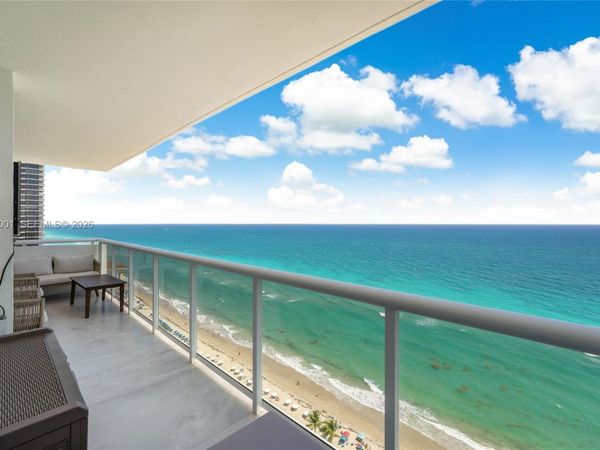 3140 S Ocean Dr , Unit 2406, Hallandale Beach, FL 33009