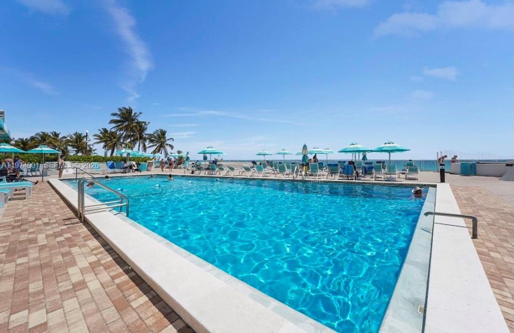 3140 S Ocean Dr, Unit 2406, Hallandale Beach, FL 33009 Photo