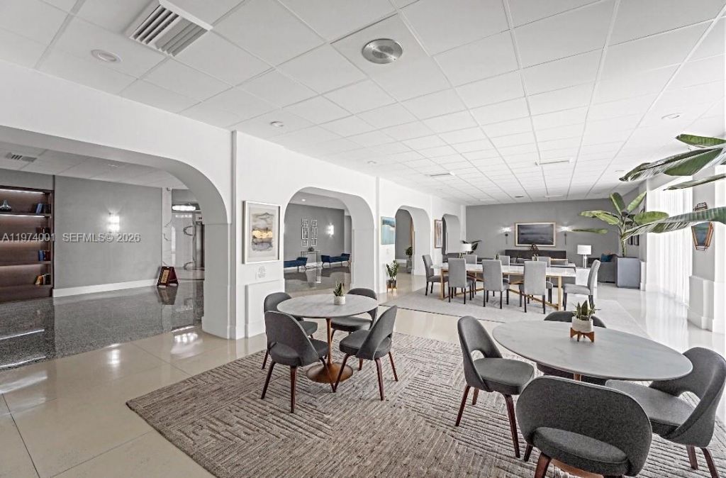 3140 S Ocean Dr, Unit 2406, Hallandale Beach, FL 33009 Photo