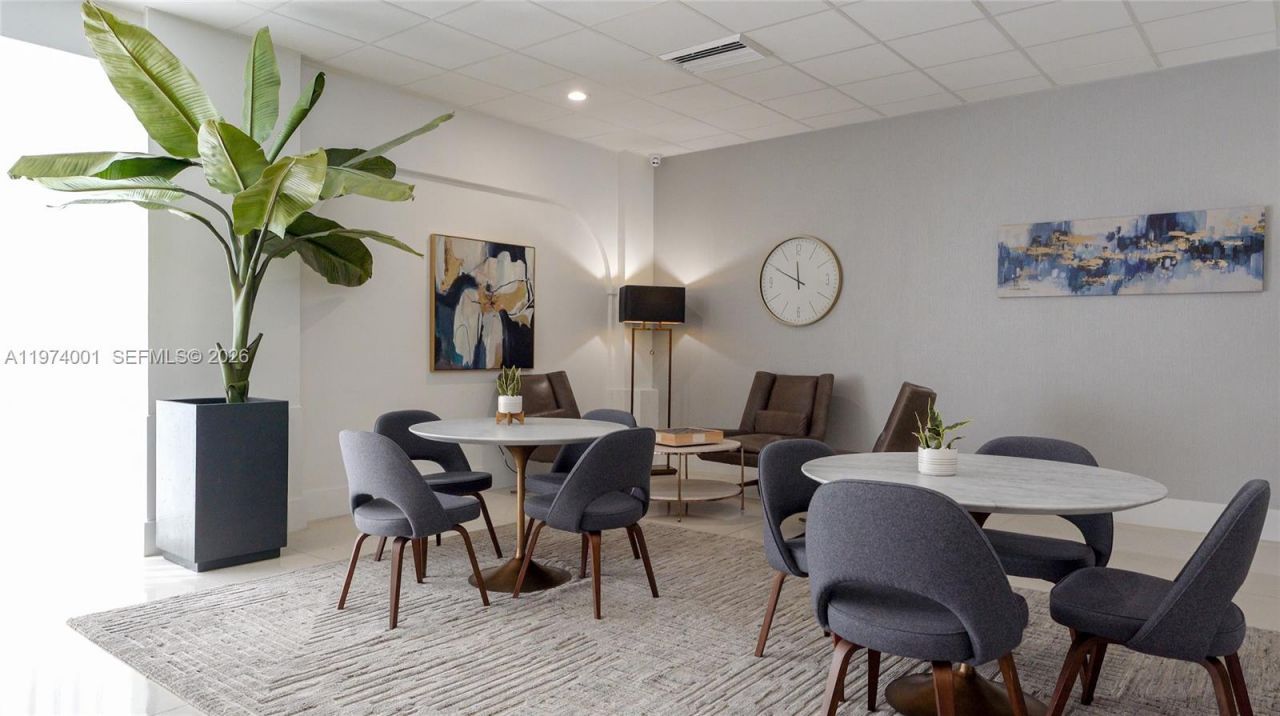 3140 S Ocean Dr, Unit 2406, Hallandale Beach, FL 33009 Photo