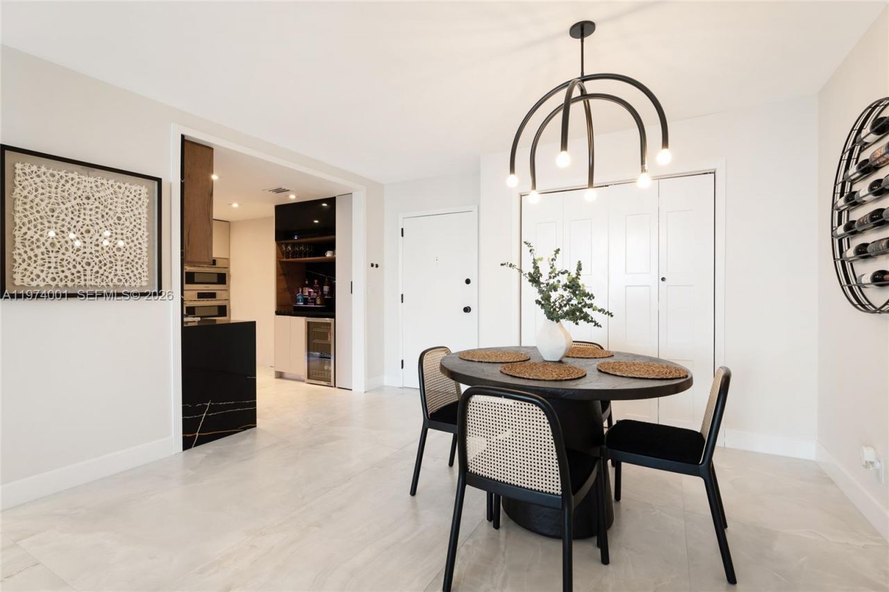 3140 S Ocean Dr, Unit 2406, Hallandale Beach, FL 33009 Photo