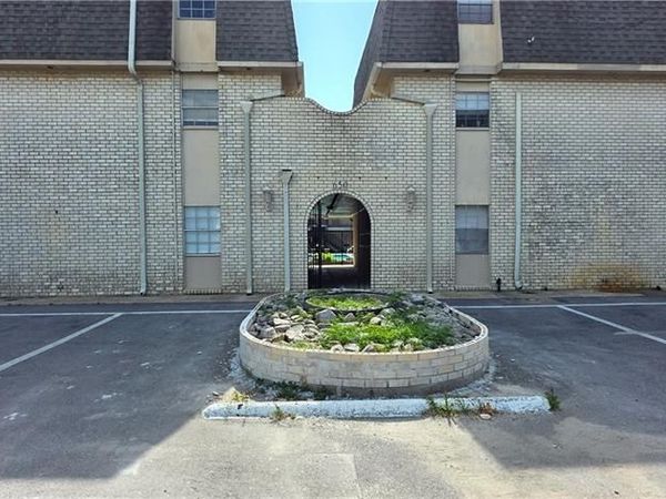 650 CENTRAL Avenue , Unit 217, Jefferson, LA 70121