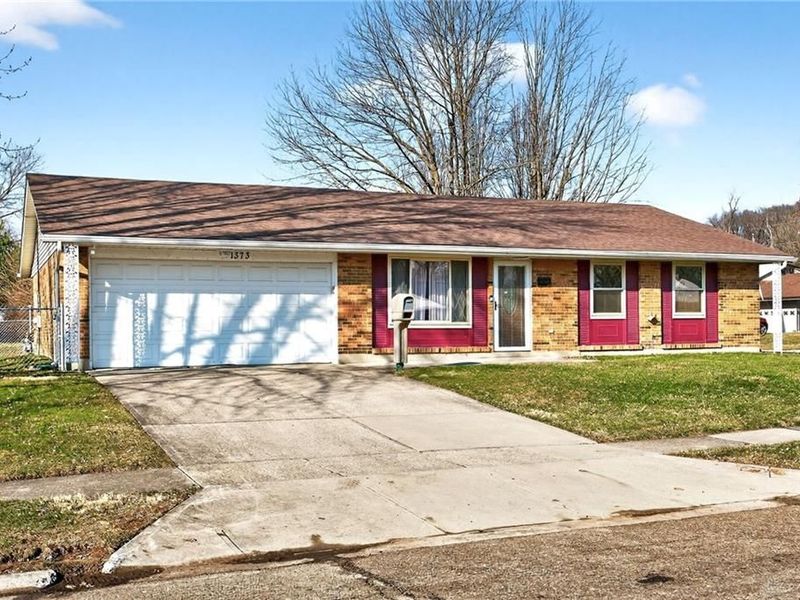 1373 Rawlings Drive, Fairborn, OH 45324 Photo 1