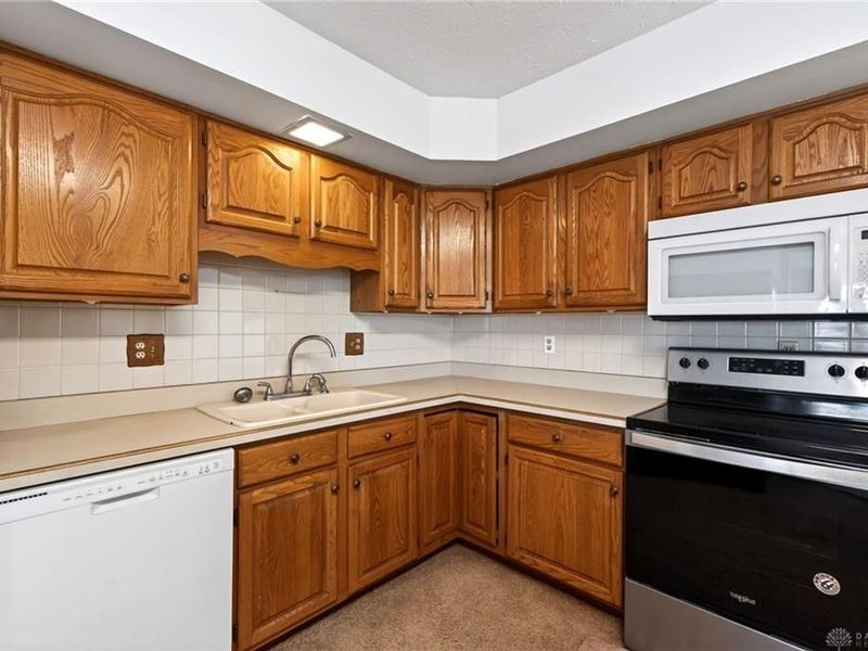 1373 Rawlings Drive, Fairborn, OH 45324 Photo 16