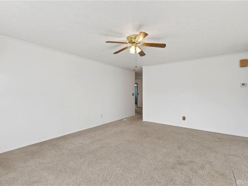 1373 Rawlings Drive, Fairborn, OH 45324 Photo 5