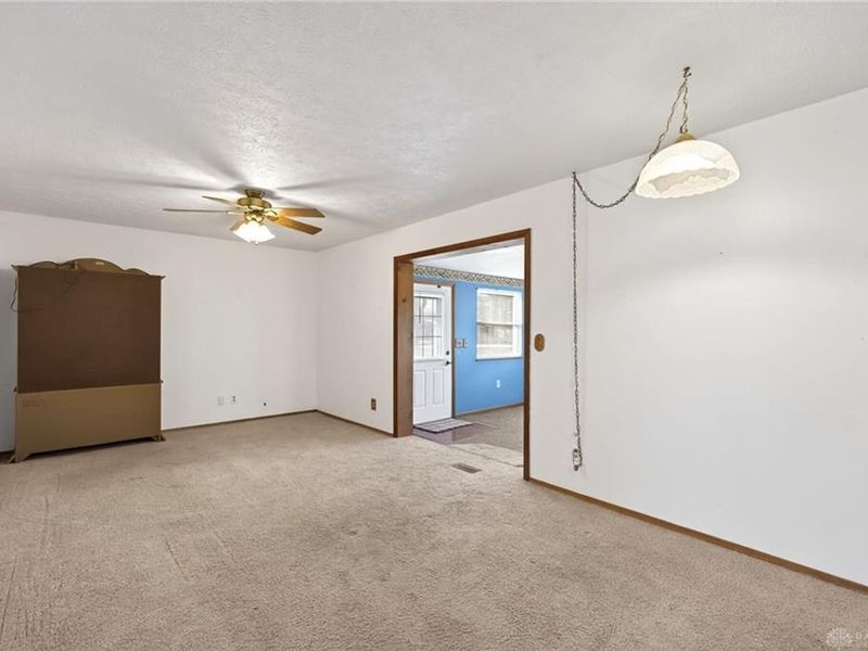 1373 Rawlings Drive, Fairborn, OH 45324 Photo 9