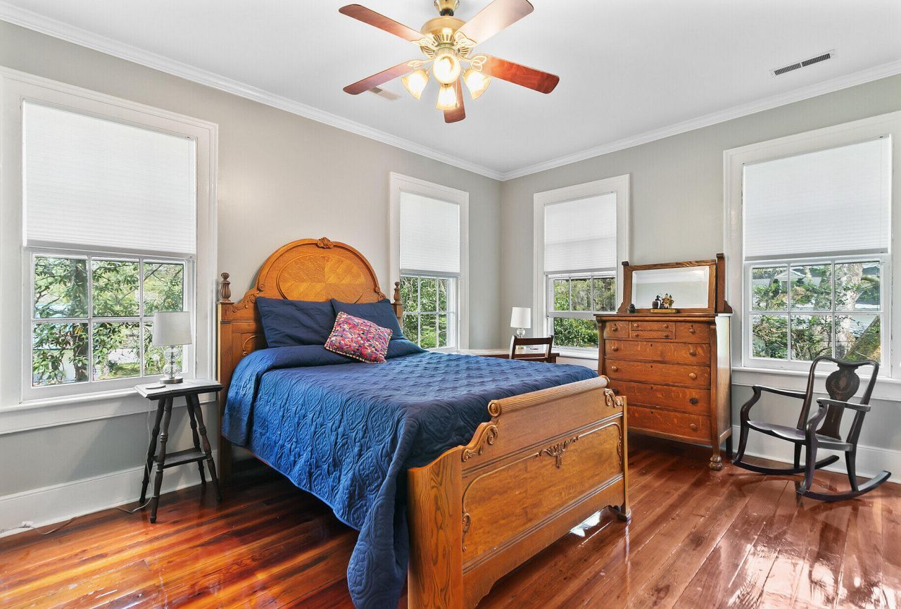 516 Central Avenue Photo 36