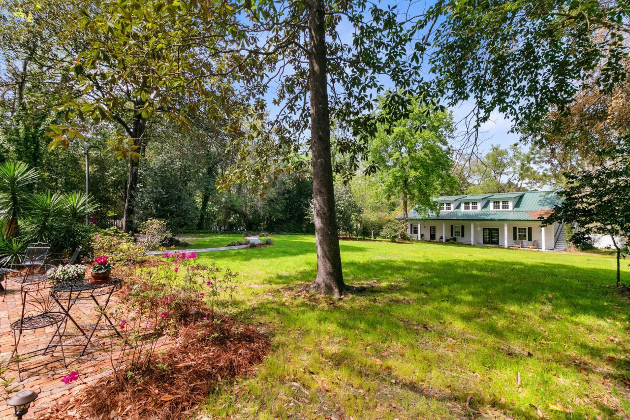 516 Central Avenue Photo 46