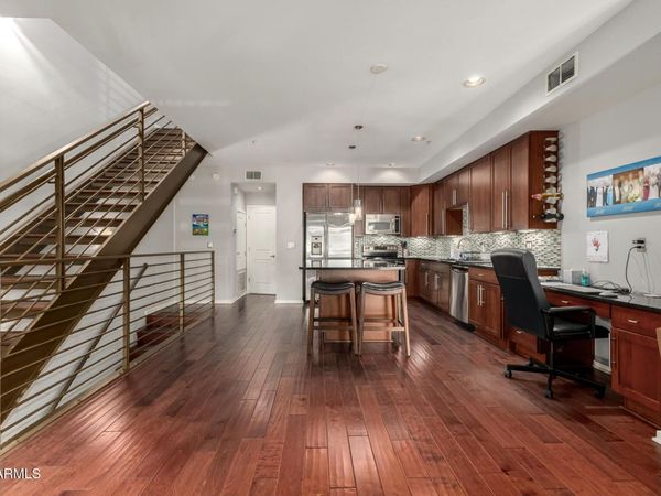 525 W LAKESIDE Drive W, Unit 125, Tempe, AZ 85281