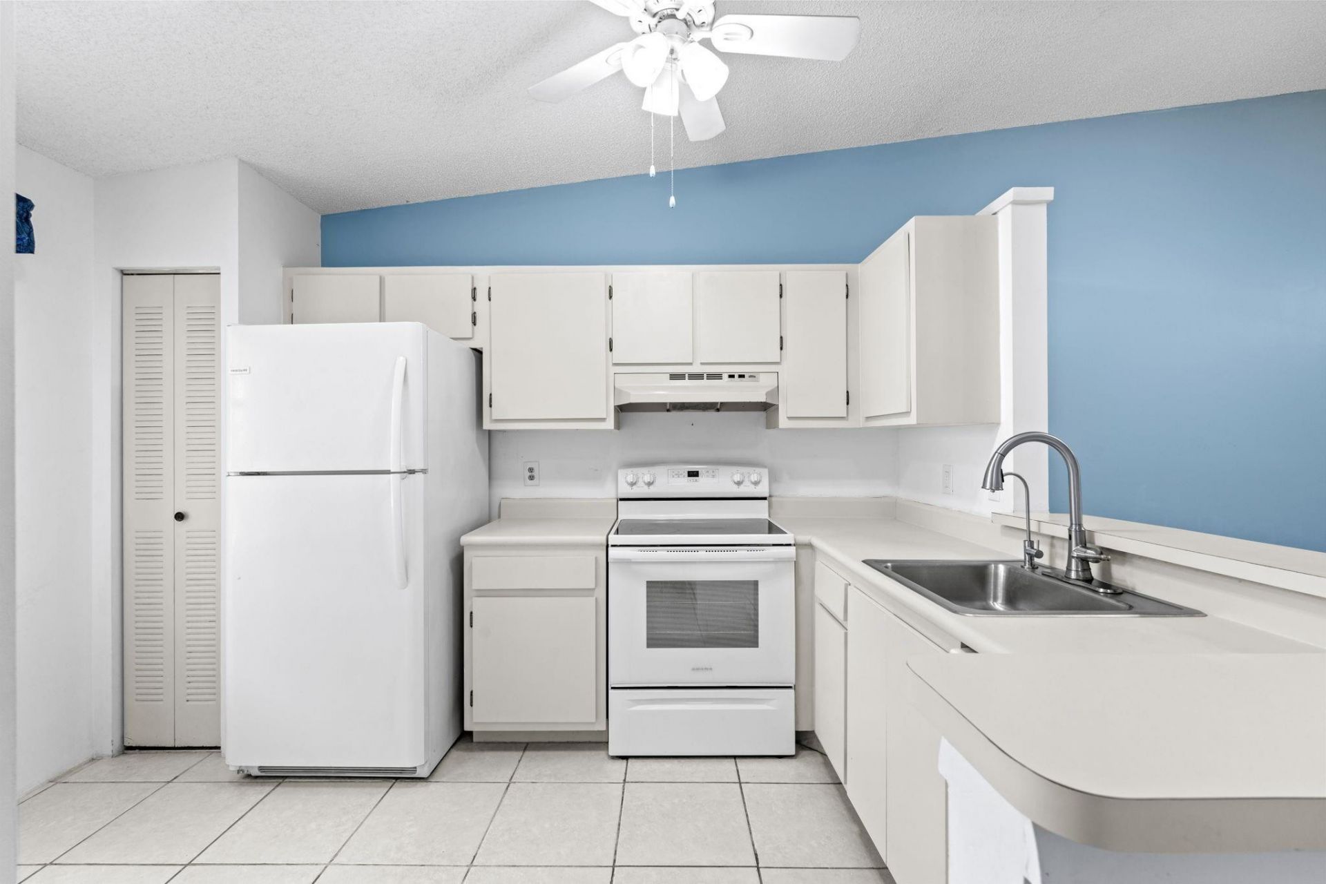 18801 Candlewick Drive, Boca Raton, FL 33496 Photo