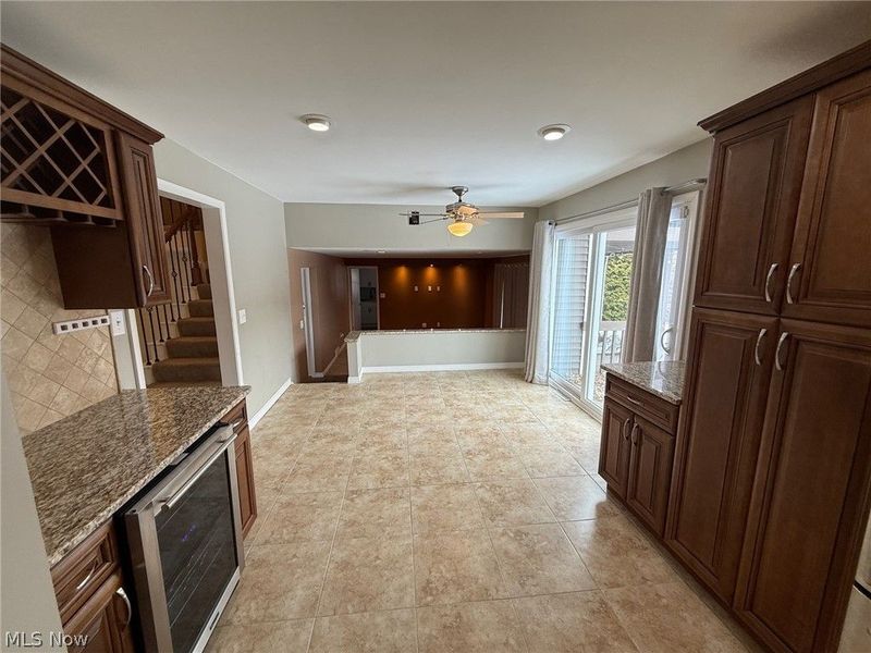 2021 Aldersgate Drive, Lyndhurst, OH 44124 Photo 6