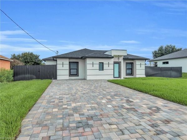 2607 41st ST W, LEHIGH ACRES, FL 33971