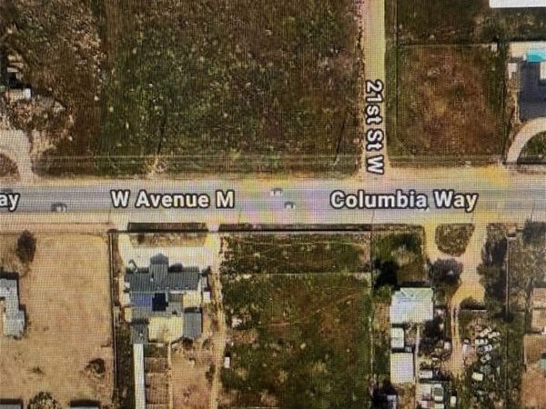 21 Avenue M, Lancaster, CA 93534