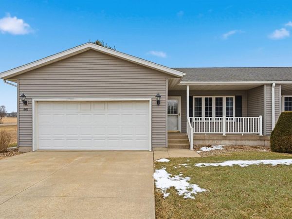 601 Spruce Drive, Unit 28, Independence, IA 50644