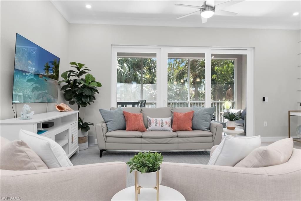 238 Indies Dr E, Unit 202, Naples, FL 34114 Photo