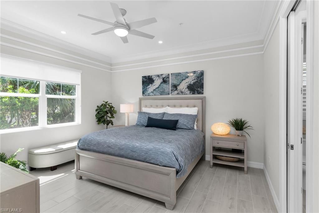 238 Indies Dr E, Unit 202, Naples, FL 34114 Photo