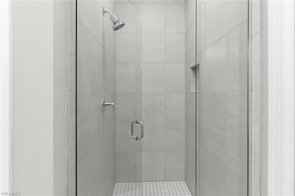 238 Indies Dr E, Unit 202, Naples, FL 34114 Photo