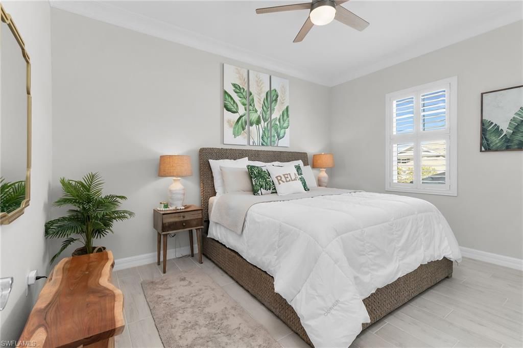 238 Indies Dr E, Unit 202, Naples, FL 34114 Photo