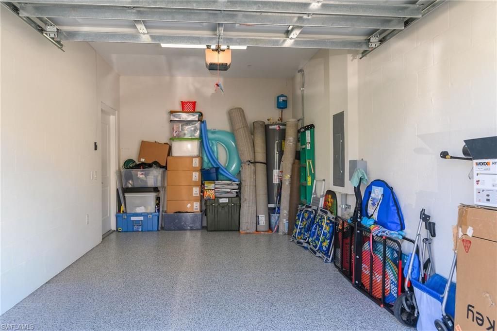 238 Indies Dr E, Unit 202, Naples, FL 34114 Photo