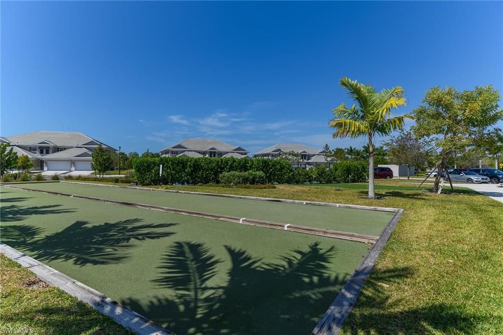 238 Indies Dr E, Unit 202, Naples, FL 34114 Photo
