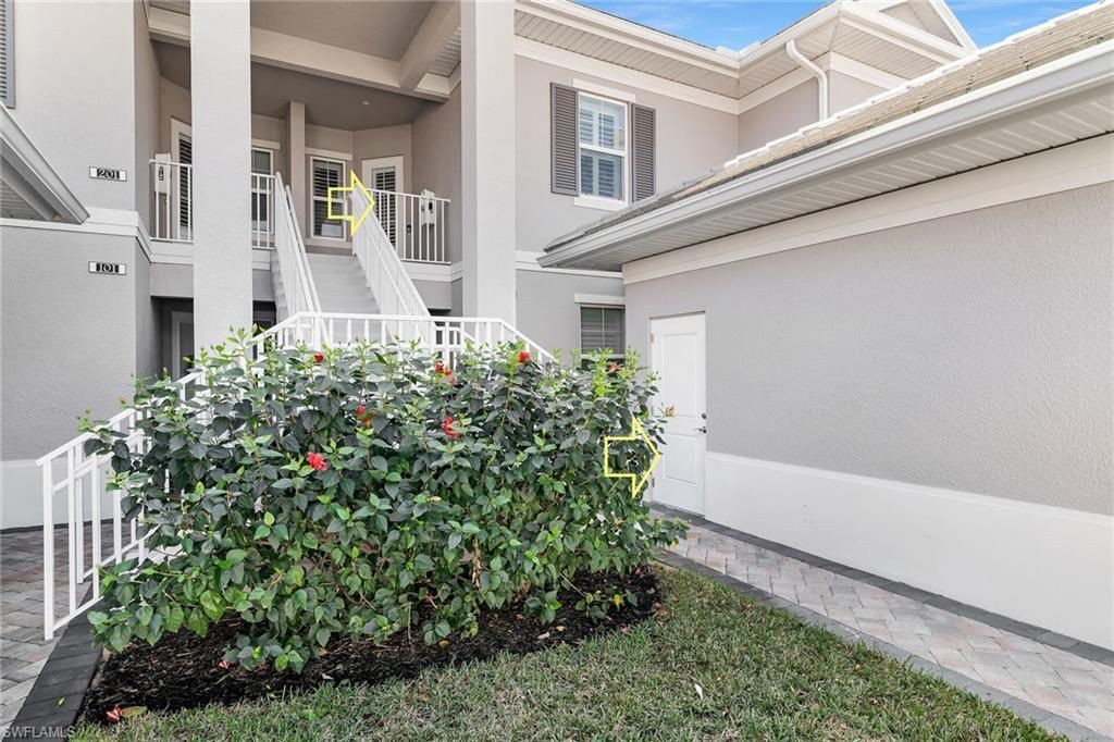 238 Indies Dr E, Unit 202, Naples, FL 34114 Photo