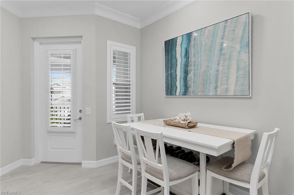 238 Indies Dr E, Unit 202, Naples, FL 34114 Photo