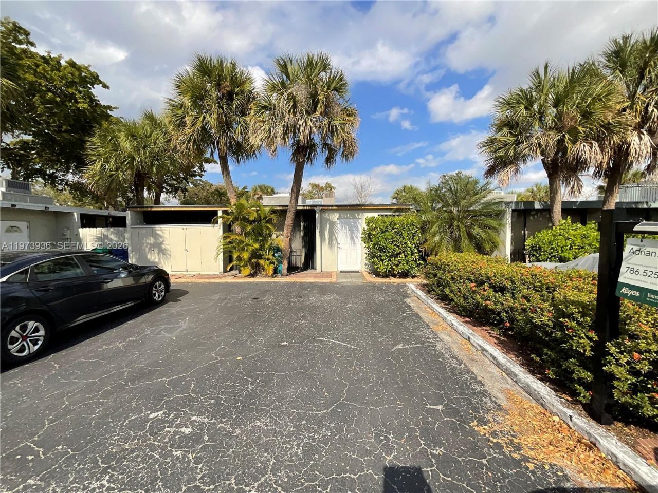 6502 E Miami Lakes Dr E , Unit 6502, Miami Lakes, FL 33014 Photo