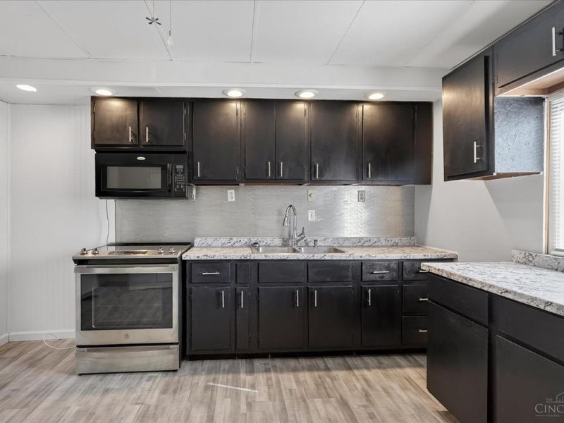 4 Maple Street, Jeffersonville, OH 43128 Photo 17