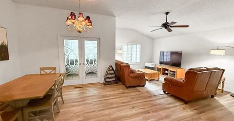 133 Cottonwood Drive, Blairsden, CA 00000 Photo
