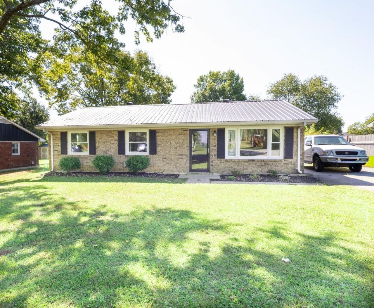 230 E Showalter Drive, Georgetown, KY 40324 Main Photo