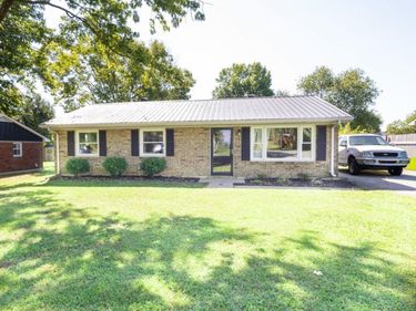230 E Showalter Drive, Georgetown, KY 40324