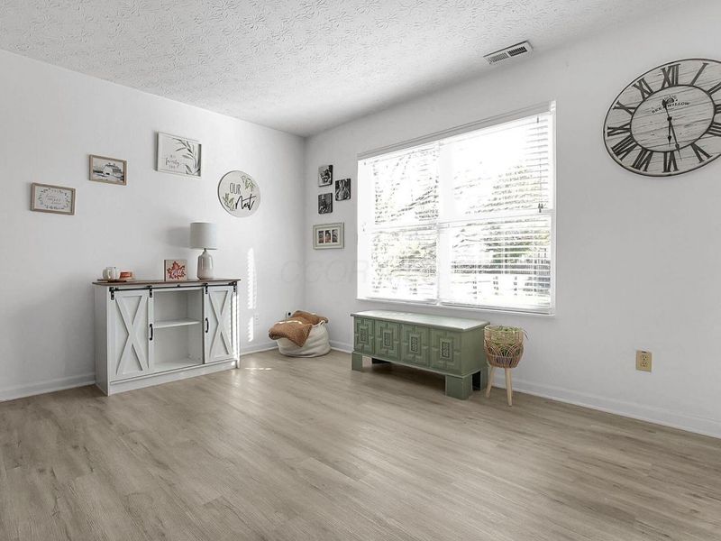 598 Jameson Street, Ashville, OH 43103 Photo 10