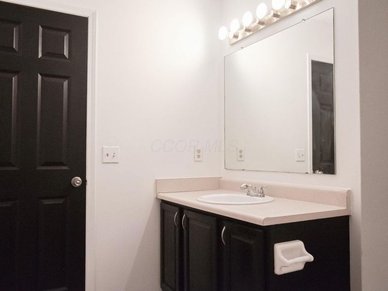 598 Jameson Street, Ashville, OH 43103 Photo 21