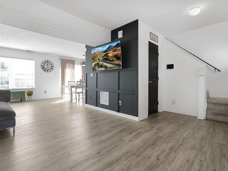 598 Jameson Street, Ashville, OH 43103 Photo 7