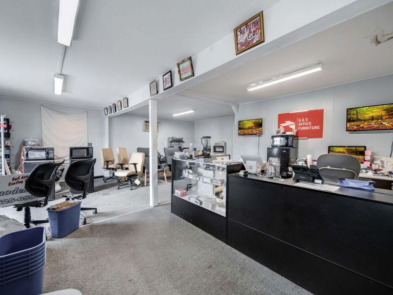 2119 Washington Boulevard , Belpre, OH 45714 Photo 18