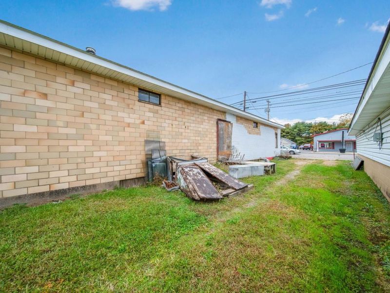 2119 Washington Boulevard , Belpre, OH 45714 Photo 43