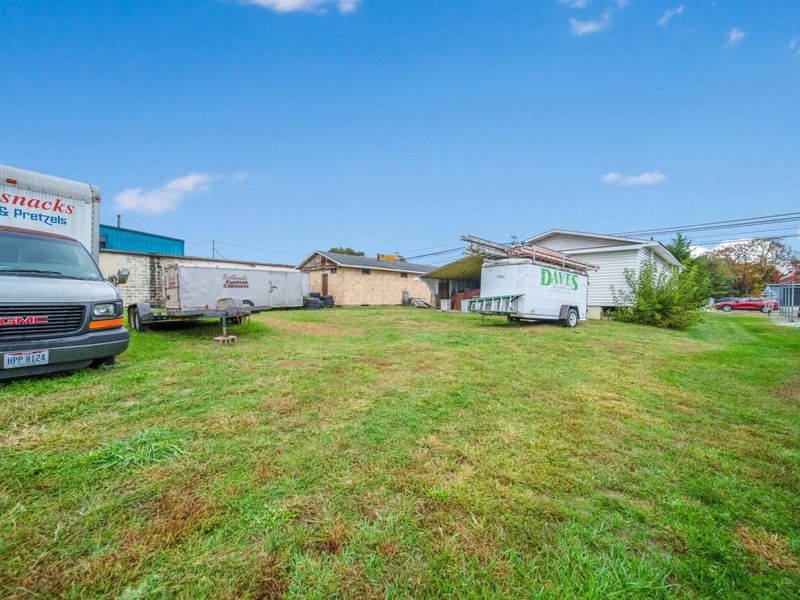 2119 Washington Boulevard , Belpre, OH 45714 Photo 48