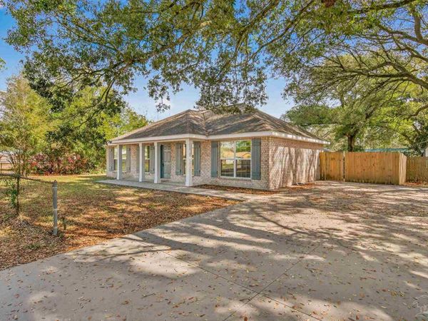 1906 Albany Ave, Pensacola, FL 32507